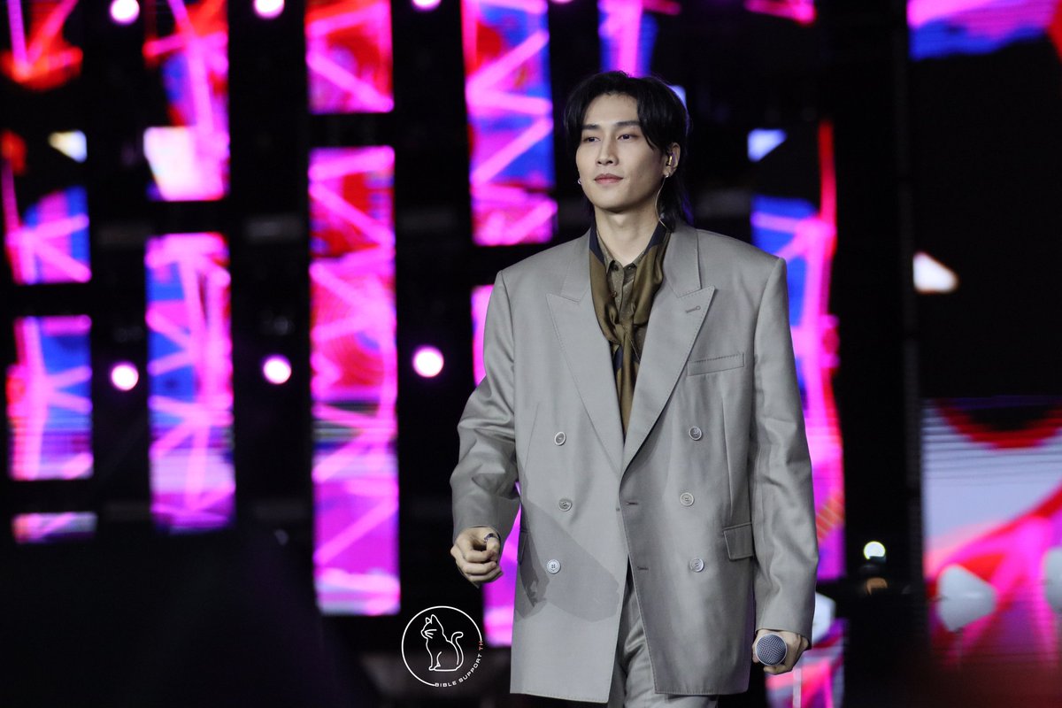 BibleSupportTH2's tweet image. คงคอนเซ็ปหล่อเหมือนลอยมา

ICON PRE-COUNTDOWN WITH JBB
#ICONSIAMxJesBible