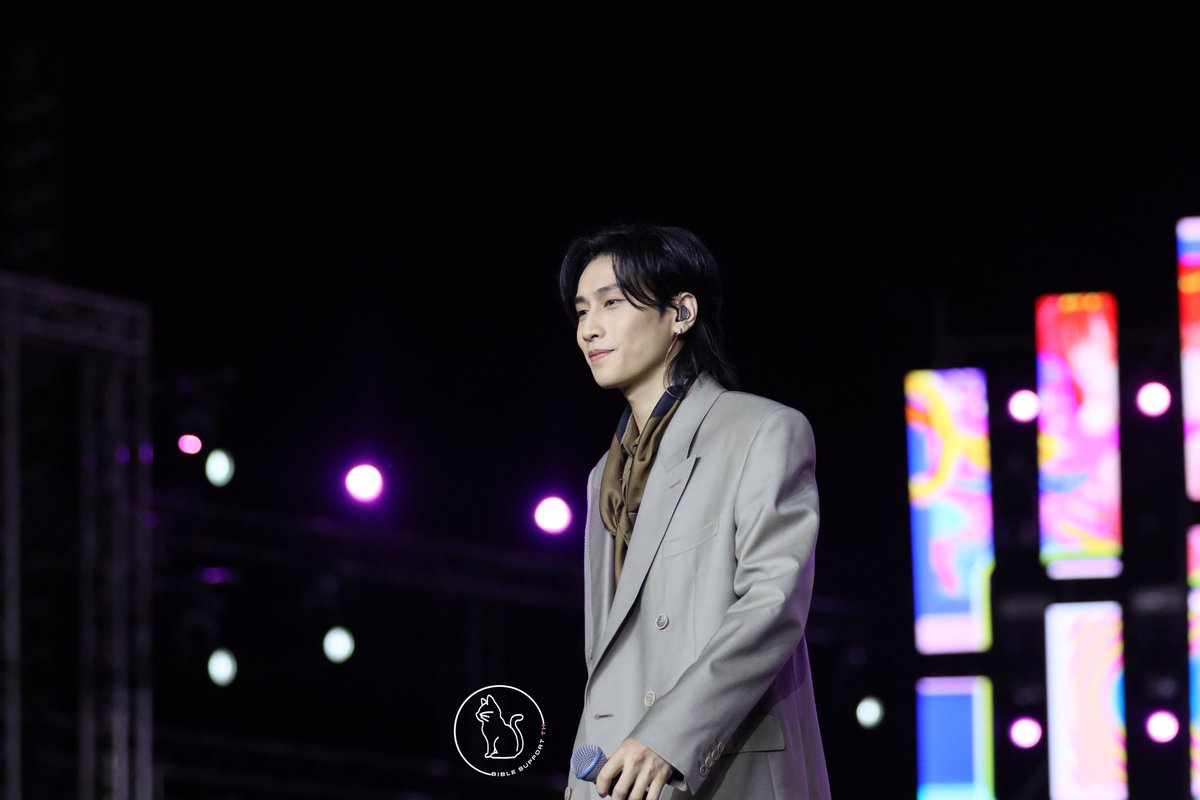 BibleSupportTH2's tweet image. เพราะทุกวันคือรันเวย์

ICON PRE-COUNTDOWN WITH JBB
#ICONSIAMxJesBible