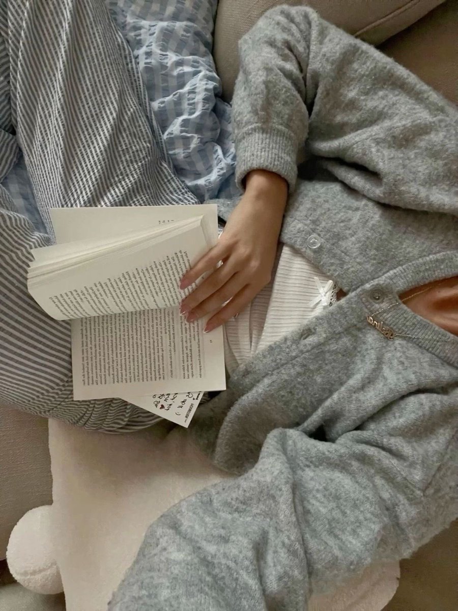 softparisian's tweet image. slow days before the new year