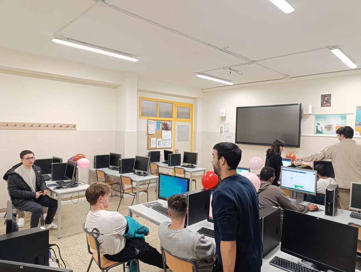 JesuitasRioja (@jesuitasrioja) on Twitter photo El alumnado de Grado Superior de Desarrollo de Aplicaciones Web y Desarrollo de Aplicaciones Multiplataforma ha participado en el Concurso <a href="/programame/">programame</a> Navideño junto a otros 160 equipos de toda España.
#fp #informatica El alumnado de Grado Superior de Desarrollo de Aplicaciones Web y Desarrollo de Aplicaciones Multiplataforma ha participado en el Concurso <a href="/programame/">programame</a> Navideño junto a otros 160 equipos de toda España.
#fp #informatica