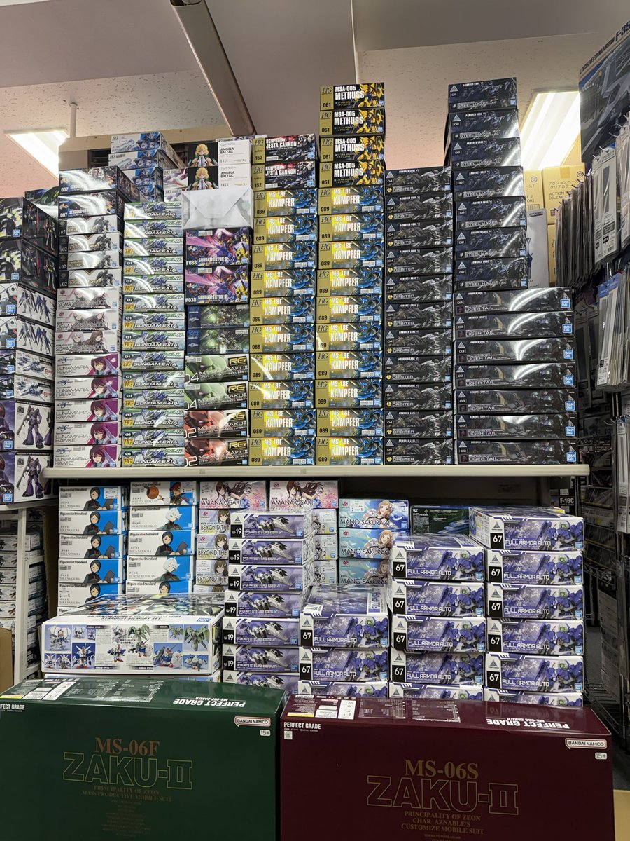 お待たせいたしました。 本日の整理券対象商品はこちらになります