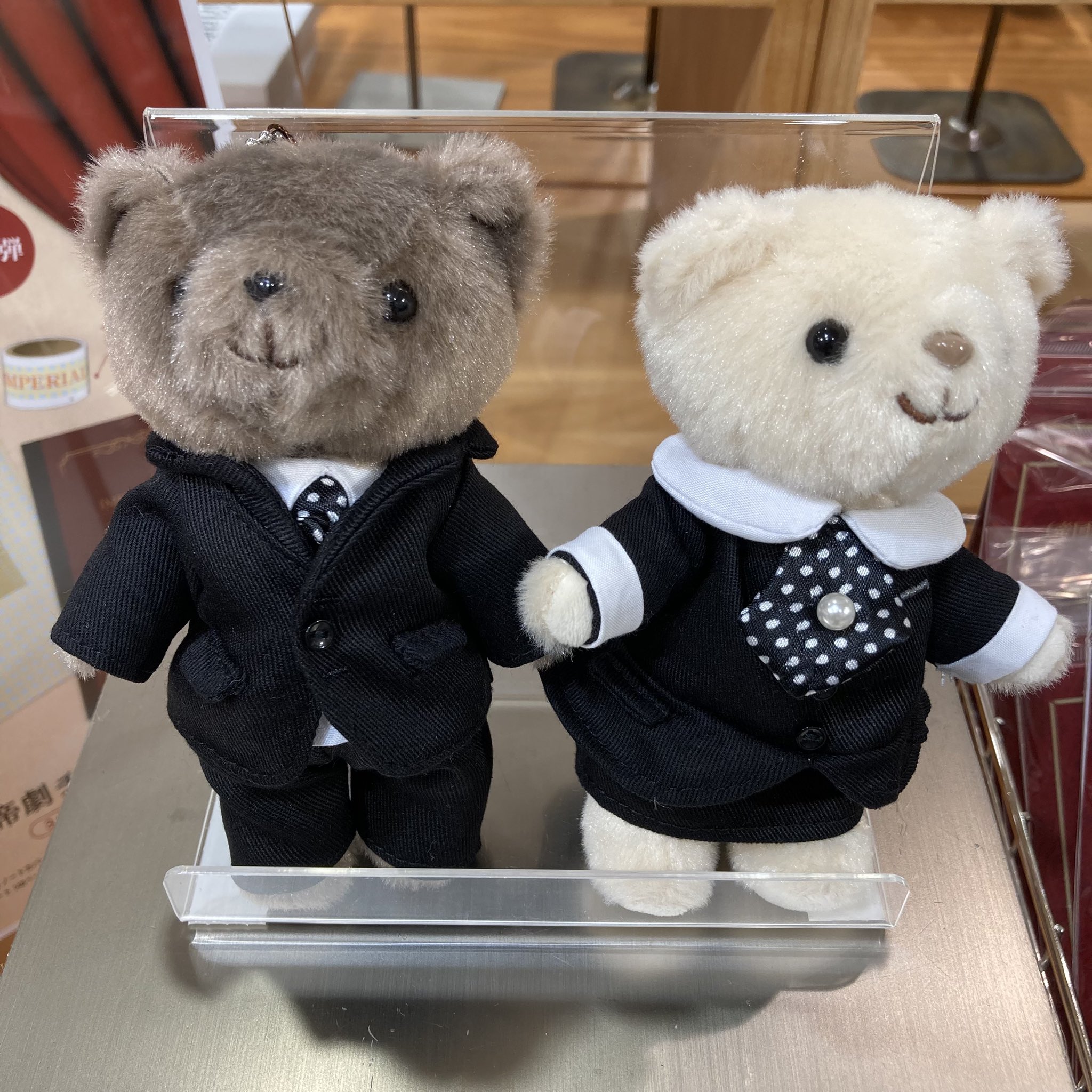 楽天市場】【別注】＜近沢レース店＞クマとシャケ ハンカチ UNITED