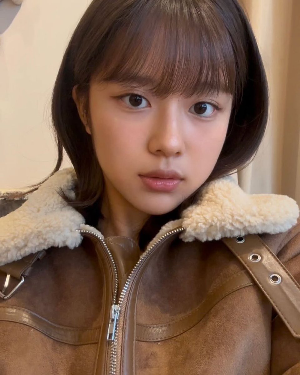si_silver09's tweet photo. 241215 황시은 인스타그램 #황시은 🤎
귀여워😍

#황시은 #HWANGSIEUN https://t.co/XG3BlWEtoq