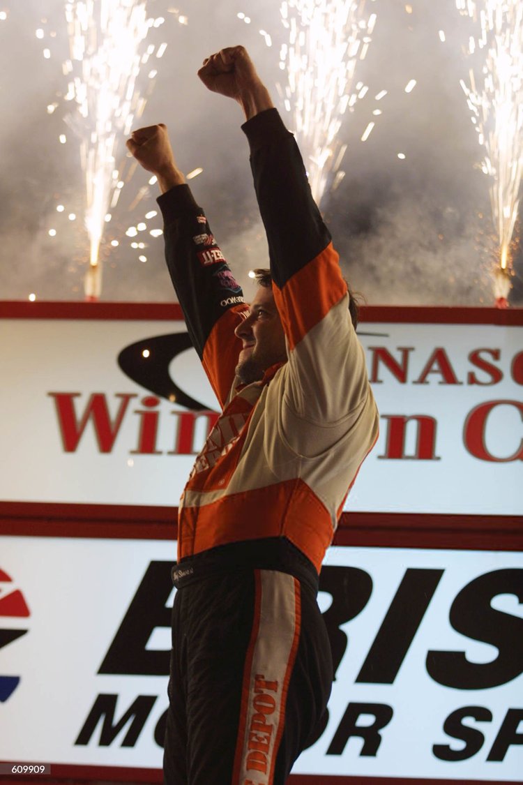 24 years ago today, Tony Stewart won the 2001 Sharpie 500 @ Bristol.