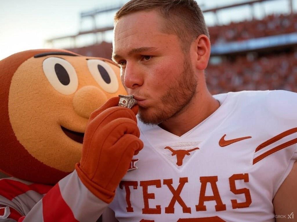 KISS THE RING, QUINN