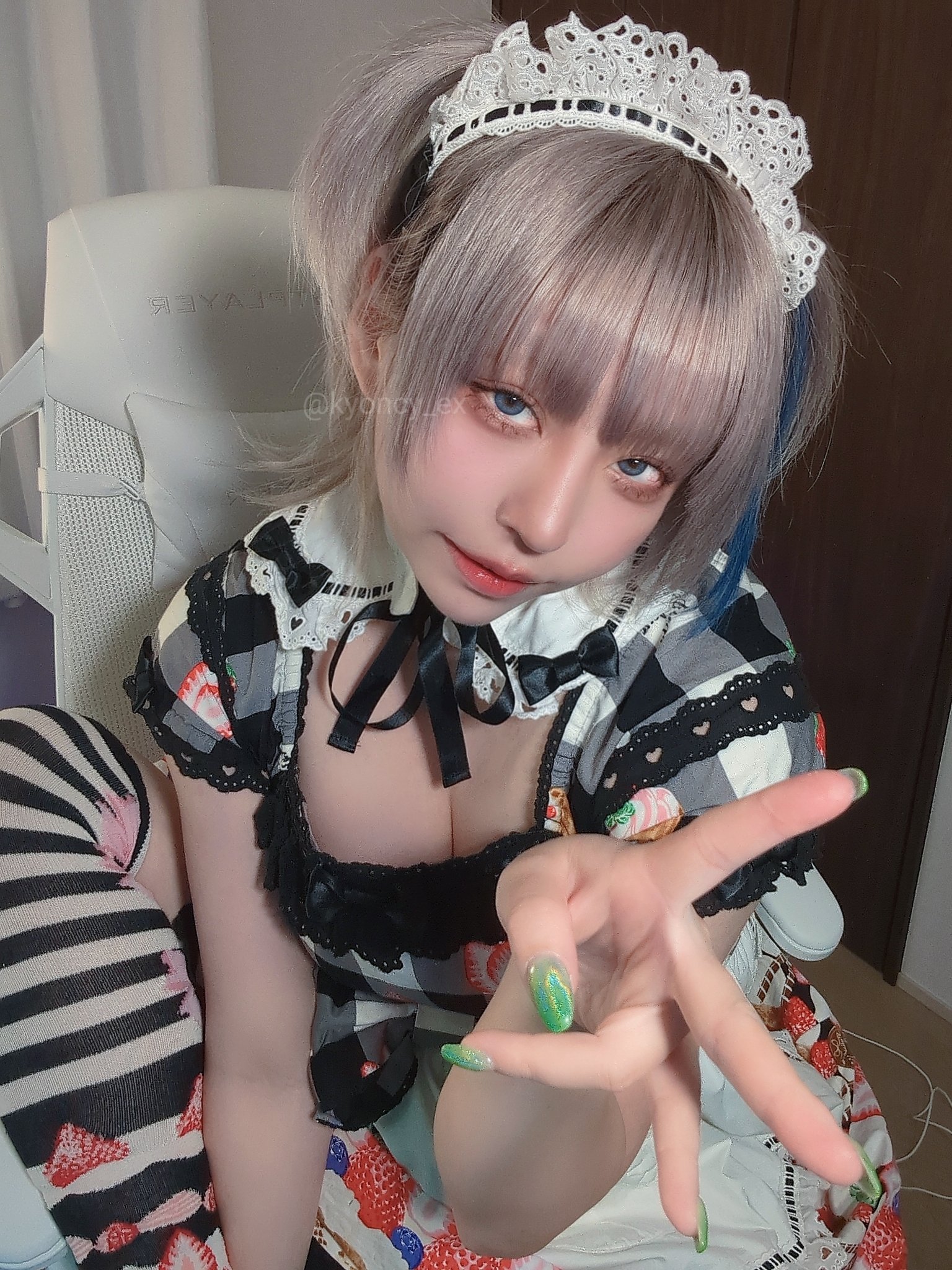 はいはい、お給仕お給仕。｜キョンシーさんのエロ画像まとめ（kyoncy_ex）