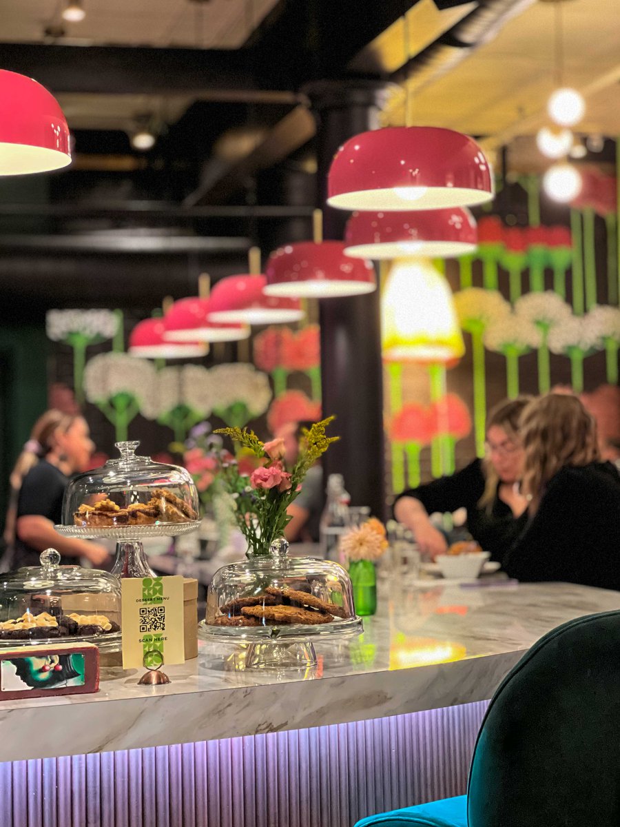 #rochester you outdid yourself.  We are closing early at 7pm tonight because we have literally run out of ALL FOOD.

Catch y'all tomorrow!