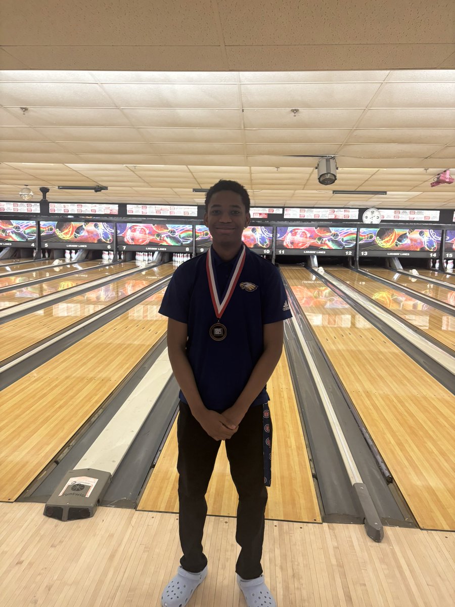 jkwil14's tweet photo. @EaglesAthletics Congrats to Edmand Banks for being All-Conference!! https://t.co/2WwiS9P1Hx