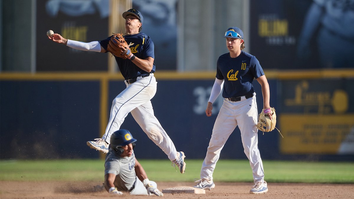 Congrats to Cal's up-the-middle duo of SS PJ Moutzouridis (right) and 2B Jarren Advincula (left) on being ranked No. 42 and 49, respectively, among Perfect Game's top sophomores in the nation heading into the 2025 season. #GoBears 

📰 bit.ly/4gZHUJC