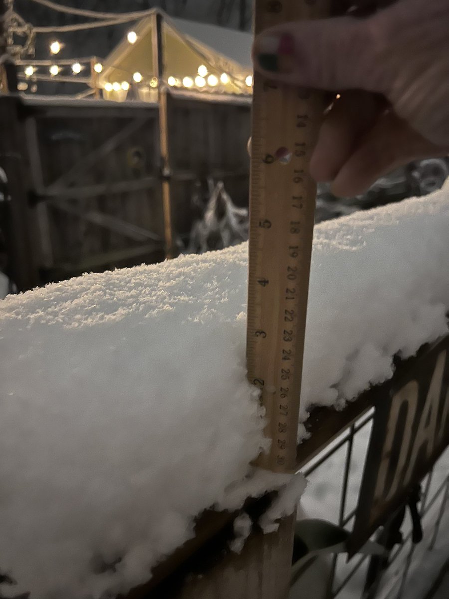 Little over 3 inches in Madison <a href="/NashSevereWx/">NashSevereWx</a> #tSpotter
