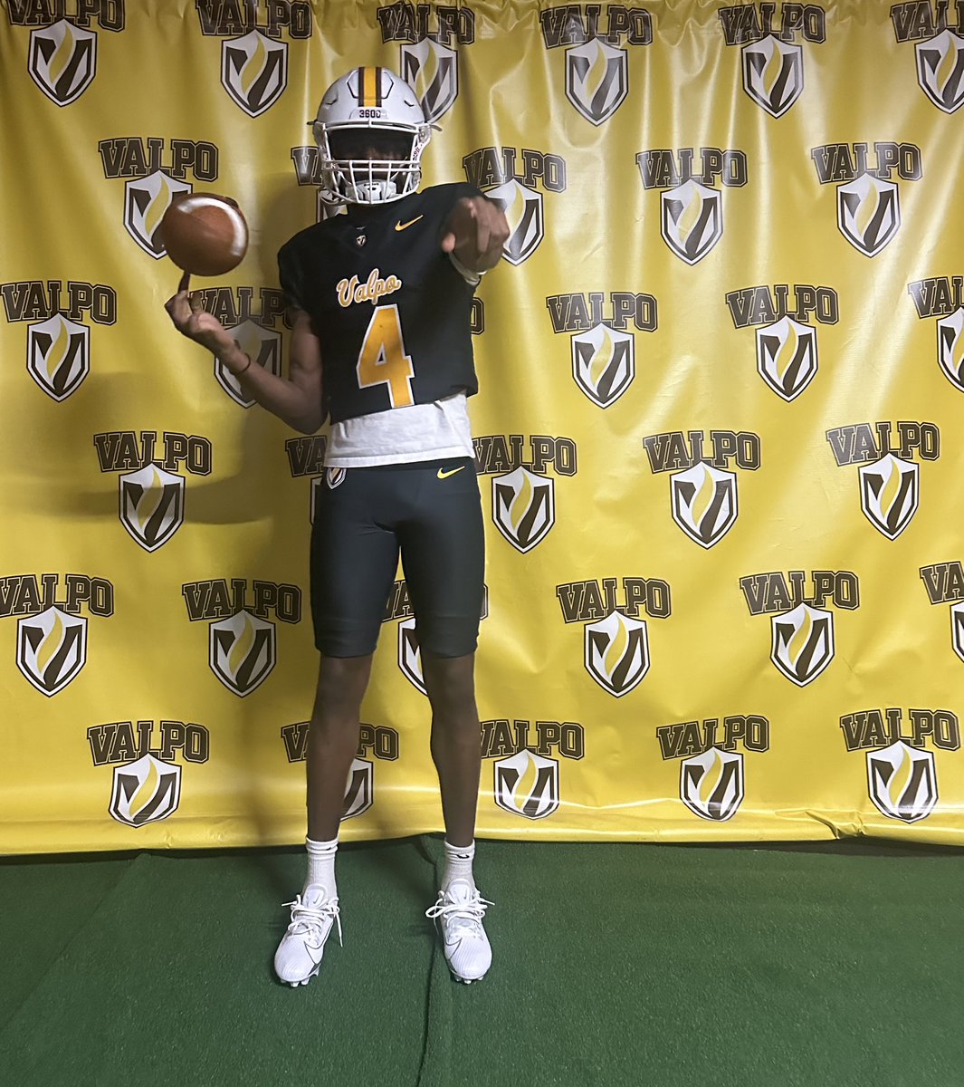 David A (@dakinbo2) on Twitter photo “'For I know the plans I have for you,' declares the Lord, 'plans to prosper you and not to harm you, plans to give you a hope and a future.” - Jeremiah 29:11
100% Committed and ready to work! <a href="/CoachFeltrop/">Zach Feltrop</a> <a href="/valpo_huddle/">Valparaiso Huddle</a> <a href="/SHSpatFB/">SHS Patriot FB</a> <a href="/CoachWaddle/">Andy Waddle</a> <a href="/EDGYTIM/">Timothy “EDGYTIM” OHalloran</a> “'For I know the plans I have for you,' declares the Lord, 'plans to prosper you and not to harm you, plans to give you a hope and a future.” - Jeremiah 29:11
100% Committed and ready to work! <a href="/CoachFeltrop/">Zach Feltrop</a> <a href="/valpo_huddle/">Valparaiso Huddle</a> <a href="/SHSpatFB/">SHS Patriot FB</a> <a href="/CoachWaddle/">Andy Waddle</a> <a href="/EDGYTIM/">Timothy “EDGYTIM” OHalloran</a>