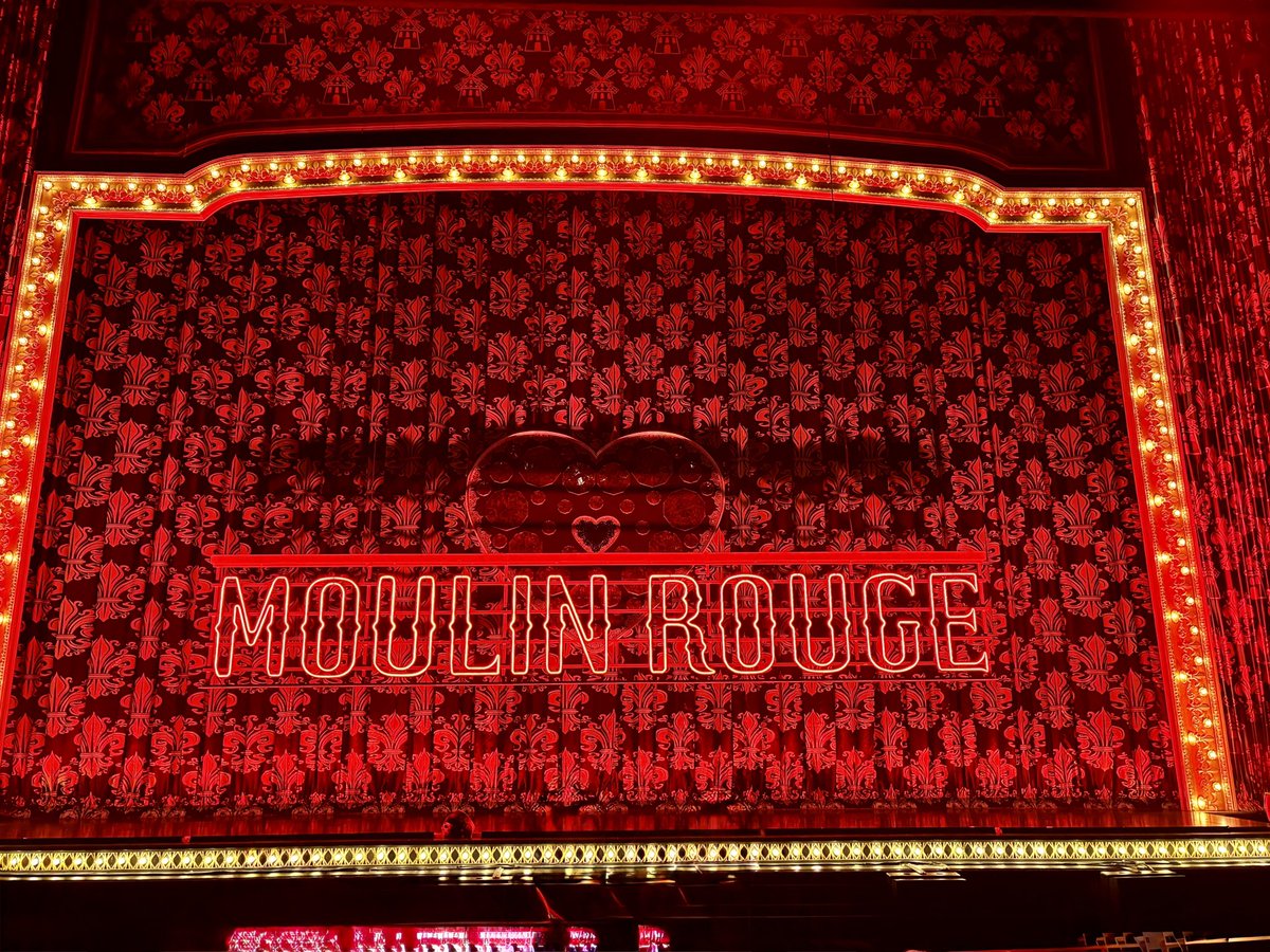 Mat_Mak's tweet photo. Amazing “Moulin Rouge” @Mirvish !
What a great way to start 2025❤️

My motto for this year is :
“Believe In Truth, Beauty, Freedom, and above all things, Love.”

It was Gorgeous, Spectacular and Beautiful musical💎

#MoulinRouge #MoulinRougeTour #Mirvish #Toronto #Musical https://t.co/E2r8uyGpV3