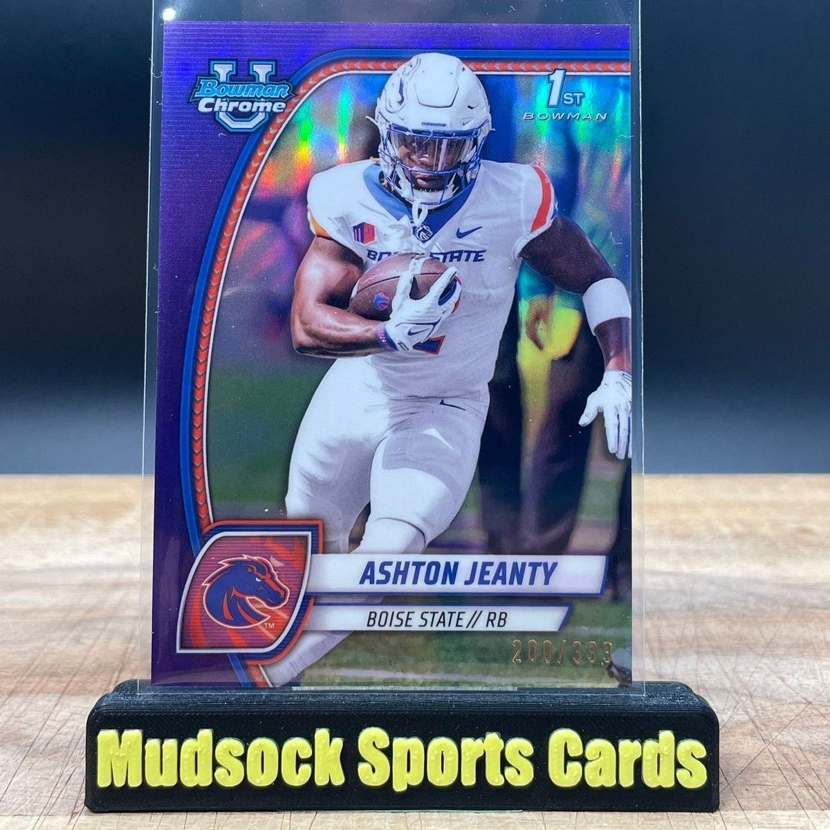 MudsockC's tweet photo. ASHTON JEANTY - 1st Bowman - Purple Refractor /399 - Boise State Broncos

https://t.co/Nng5h55Jkh

Please like and share!

#sportcards #whodoyoucollect #thehobby 
#tradingcards #footballcards #topps #boisestate 
#sportscardsforsale #eBay #cardcollecting https://t.co/aGLYwPDlcR