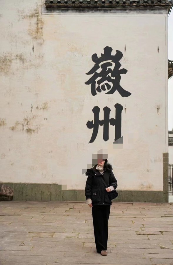 做一个不扫兴的人是多么难能可贵！嘿咻的时候给你发视频发语音没有回应，没有夸赞，没有互动，这种无趣的人没有存在的意义！