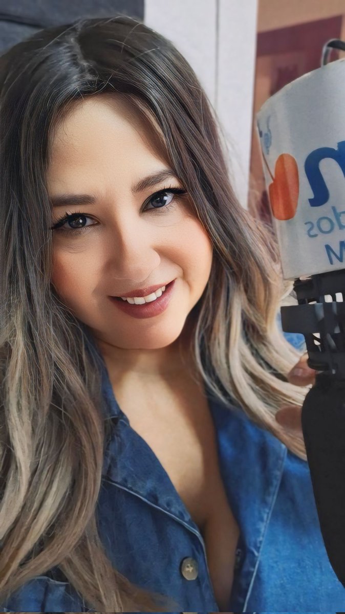 Feliz fin de semana! Sueñen bonito ❤️❤️❤️