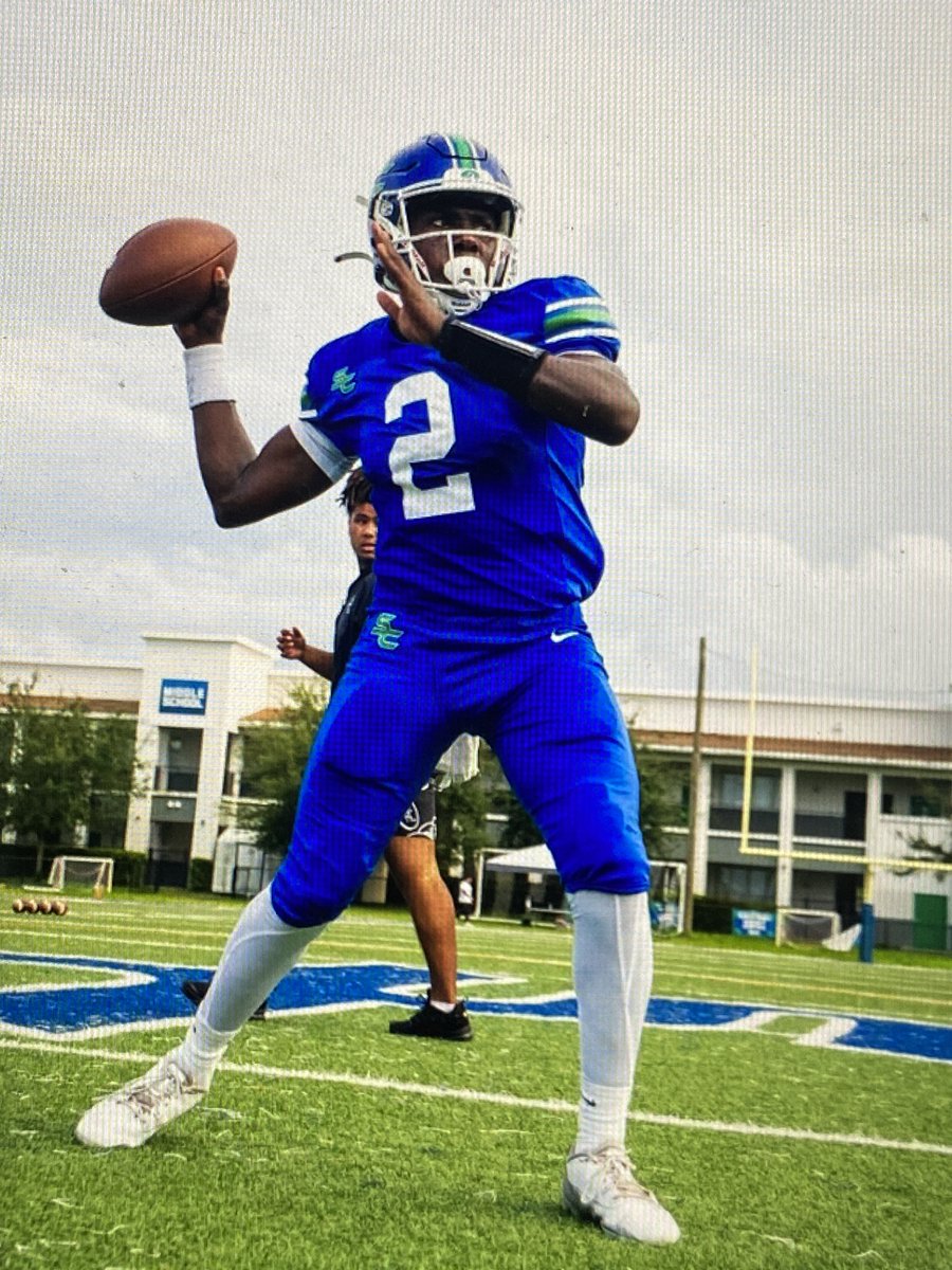 Class of '25 Most Under-Recruited QB in Palm Beach County, FL! 🏈🔥 This prospect is top-tier with a 4.0 GPA &amp; test scores to match! Coaches, don’t miss out! Jayden Harrington 6'2  hudl.com/profile/160464… #PalmBeachFootball #ClassOf25 #QBProspect #Recruiting #afca2025 #AFCA
