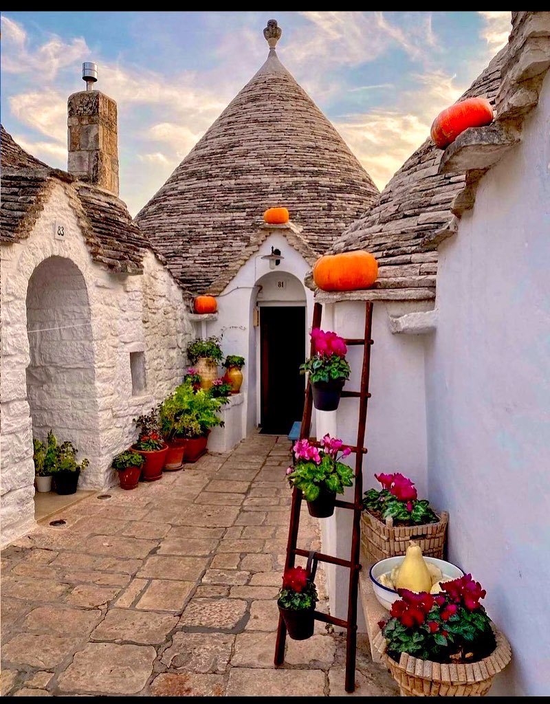 مافاتك لم يخلق لك 
وماخلق لك لن يفوتك ..

صباح الخير .🤍💌