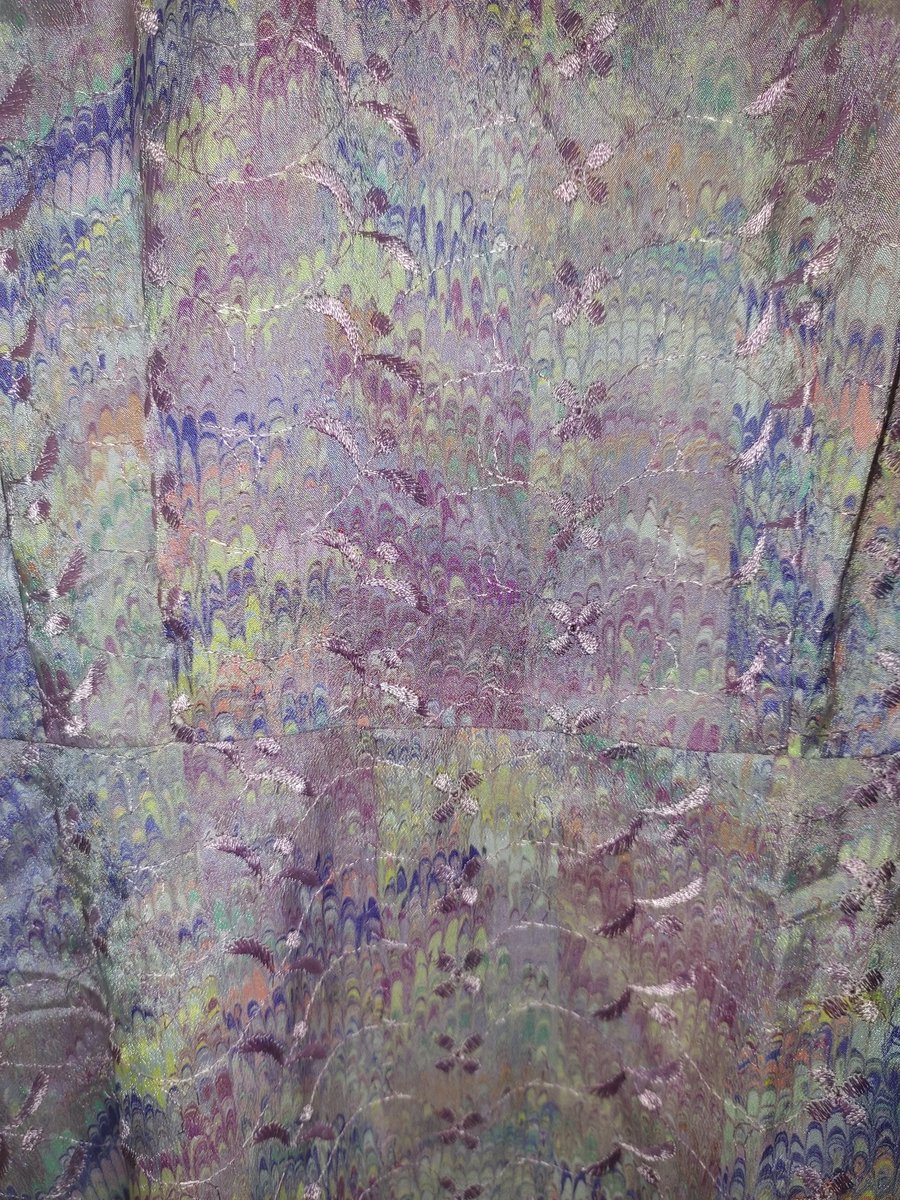 Asyayang99's tweet image. Anyone pakai dress size S or XS?

Nk let go this dress for RM12 Inc postage. X pernah pakai sebb x lepas zip 😭

Sulam penuh atas bawah sampai ke lengan. Sumpah cantik. Tapi sayang Asya x muat 😭

#prelove #prelovedress