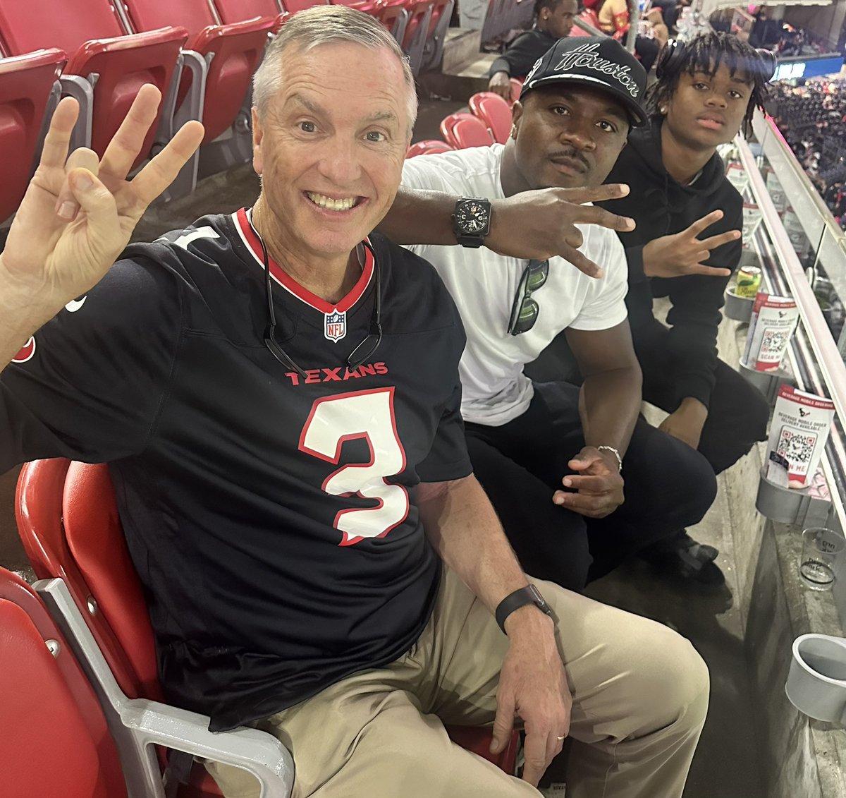 Donnie “D3” Avery Jr (@donnieaveryjr1) on Twitter photo Sorry for the late post but I enjoyed watching the Texans vs Ravens game on Christmas with University of Houston head coach <a href="/CoachWEFritz/">Coach Willie Fritz</a> and <a href="/Donnieavery17/">Donnie Avery</a> thank you for a wonderful time. <a href="/UHFBRecruiting/">UH FB Recruiting</a> <a href="/UHCougarFB/">Houston Football</a> Sorry for the late post but I enjoyed watching the Texans vs Ravens game on Christmas with University of Houston head coach <a href="/CoachWEFritz/">Coach Willie Fritz</a> and <a href="/Donnieavery17/">Donnie Avery</a> thank you for a wonderful time. <a href="/UHFBRecruiting/">UH FB Recruiting</a> <a href="/UHCougarFB/">Houston Football</a>
