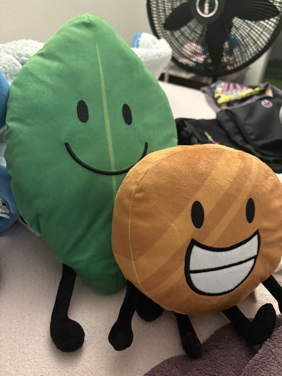 cynsscythe's tweet photo. IM SO MENTALLY ILL AGRGRHRHOSBEUEB #coinleaf #leafcoin https://t.co/m5bGj79WBI