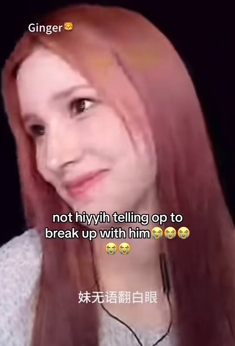 L0VELYBEOMIE's tweet photo. THIS IS SO FUNNY 😭😭😭 op was seeking advice about their 'crush' but when she saw it was hueningkai she told her to break up with him dhdhsjssjsj LOOK AT HER FACE 😭😭😭😭😭 https://t.co/sRzA5XJ7Vs