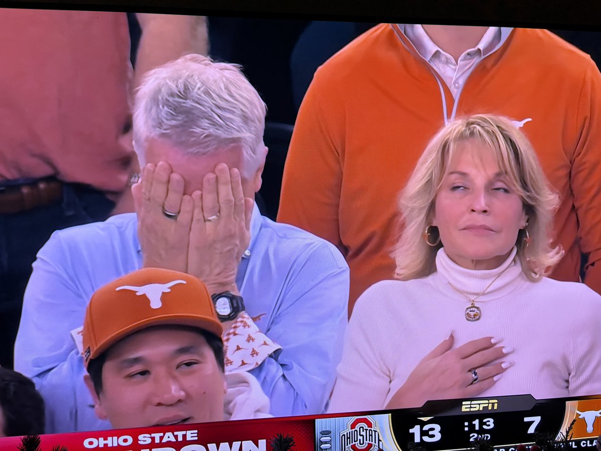 TiffanyAlaniz's tweet image. We have all been these fans 
#TexasvsOSU #CottonBowl