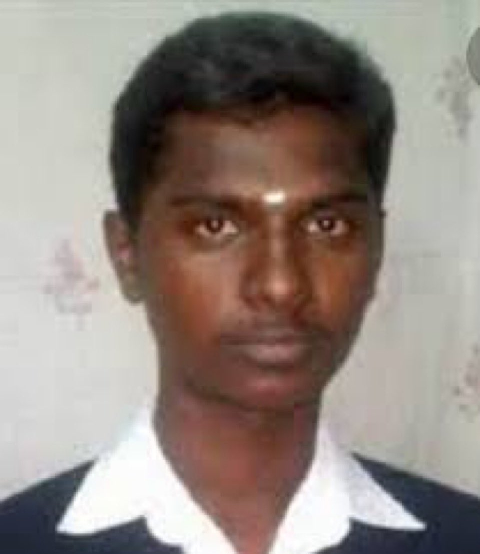 Pajeets rizz be like 

Hey iam going to give bolice complain you stole my hart 

Hey why I see moon in the morning 

Hey are you a magnet then why are you pulling me