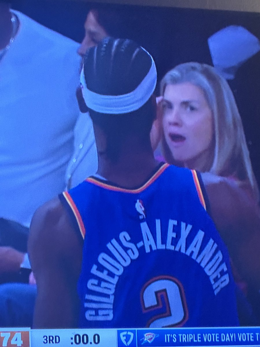 Same lady… Same #ThunderUp