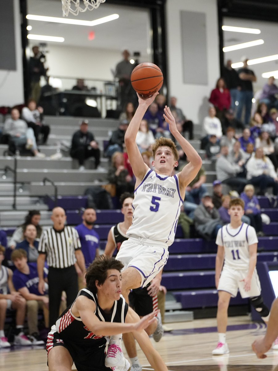 Roger Smith tweet media