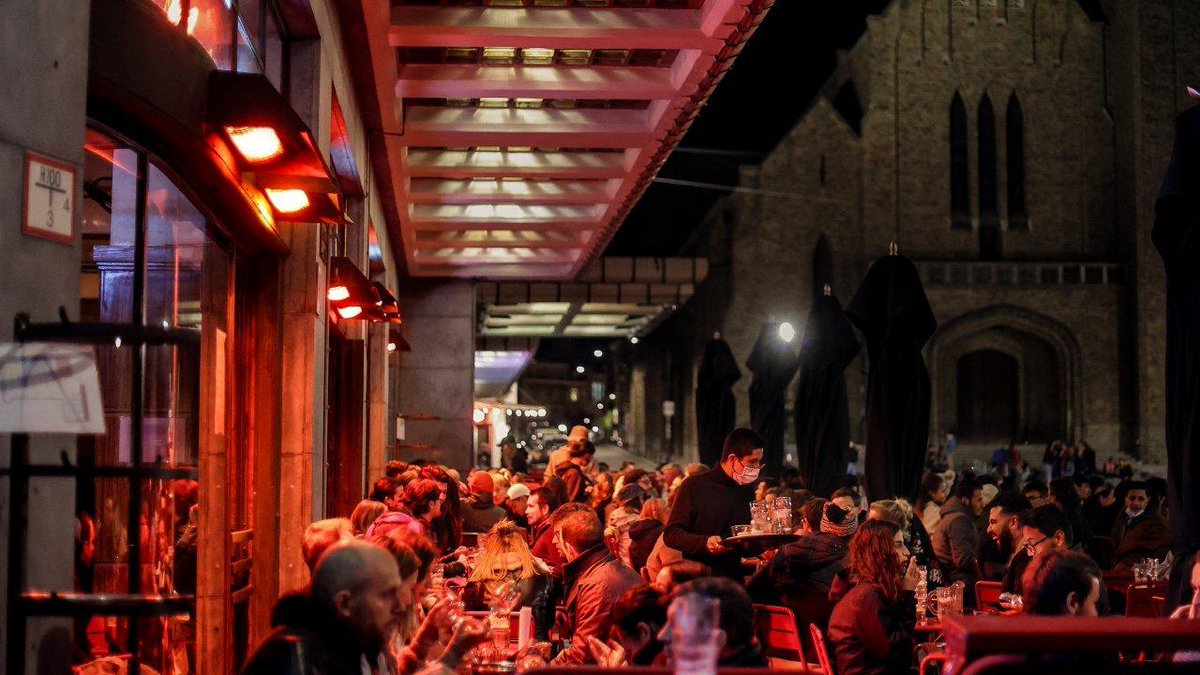 lecho's tweet image. Horeca: la fin des chaufferettes en terrasse contestée à Bruxelles lecho.be/economie-polit…