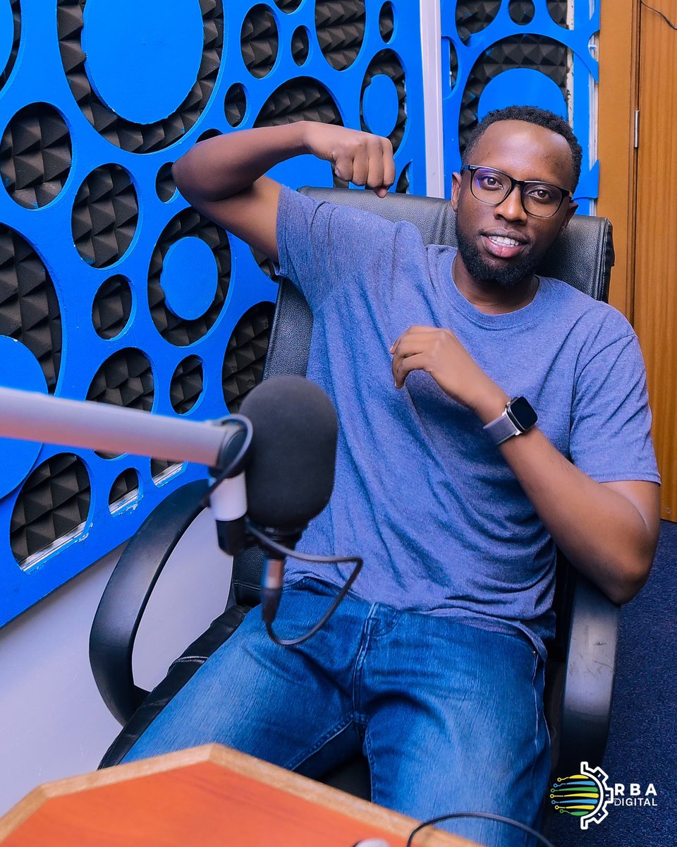 japhetiii's tweet image. Good Morning ✌️

Welcome to the #1 Morning show in town #MagicMorning right here on 90.7 , 99.3 &amp;amp; 101.3 #MagicFm 6-10AM 🔥

#iyeeegoweeh #RbaHafiYawe 

📷 @visualcolour
