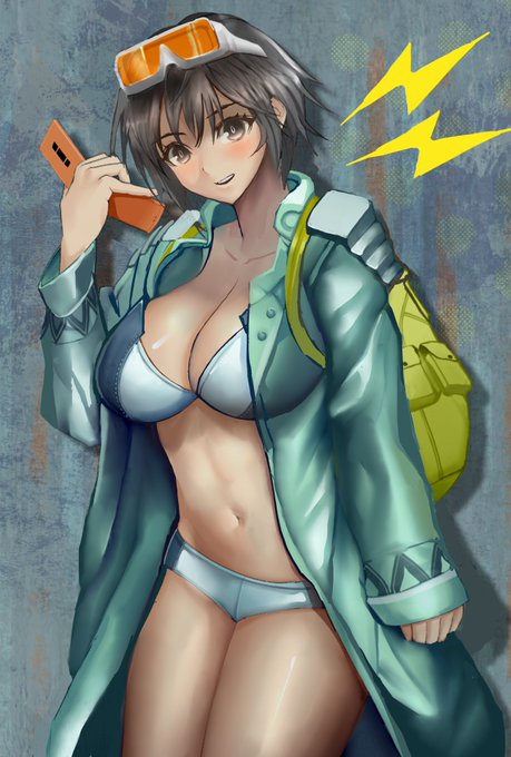 折りたたみ携帯が時代を感じさせる… 