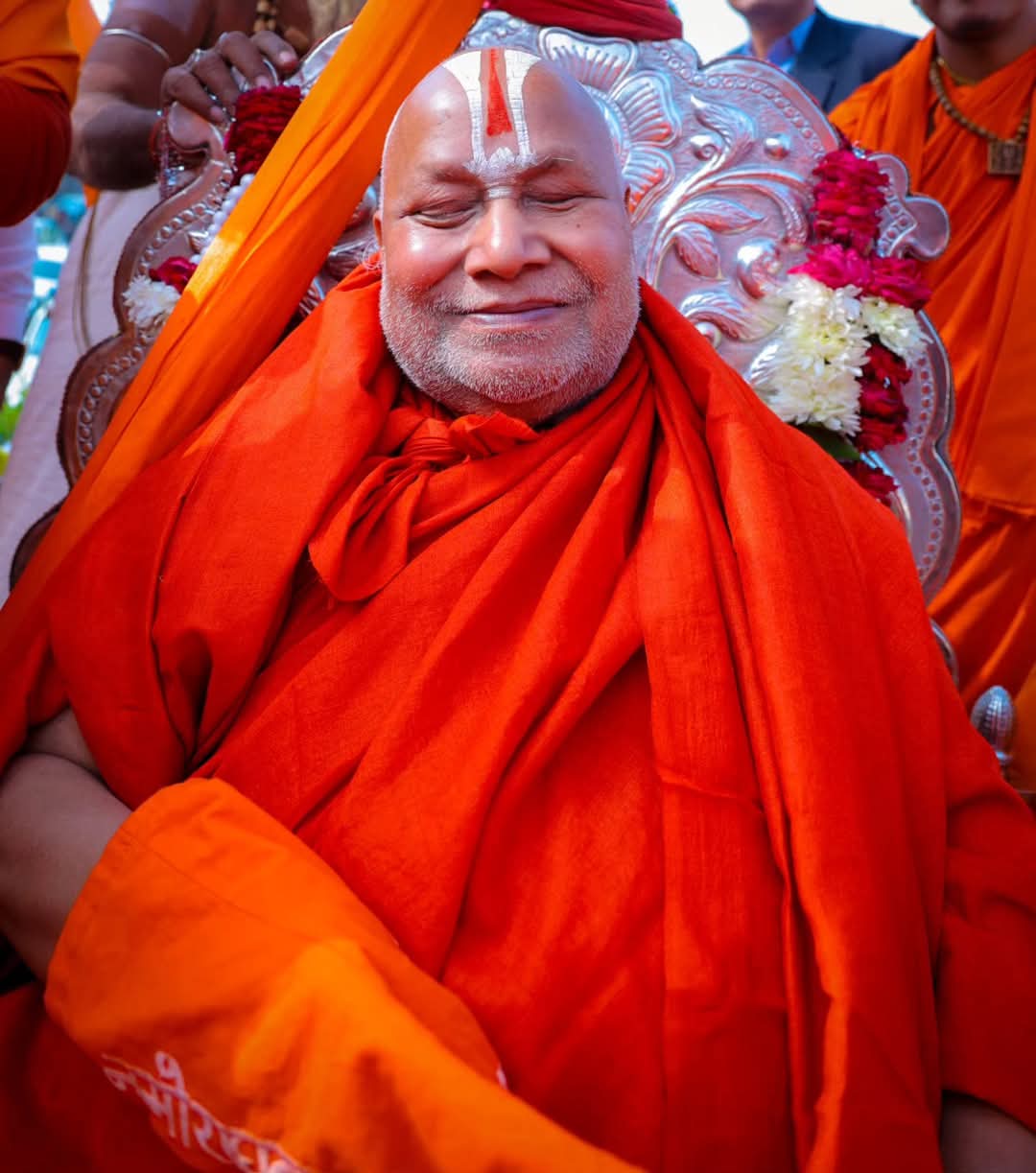 इलाहाबाद हाईकोर्ट का बड़ा आदेश: सोशल मीडिया से हटेंगे जगतगुरु Rambhadracharya के विवादित वीडियो !!