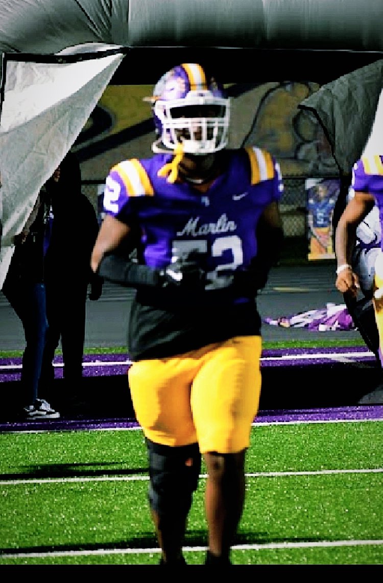Blessed to receive a offer from <a href="/CoachFunch/">Paul Funches</a> <a href="/NoLimitDRob/">Coach Robinson</a> <a href="/Mhamil01Maurice/">Maurice Hamilton</a>