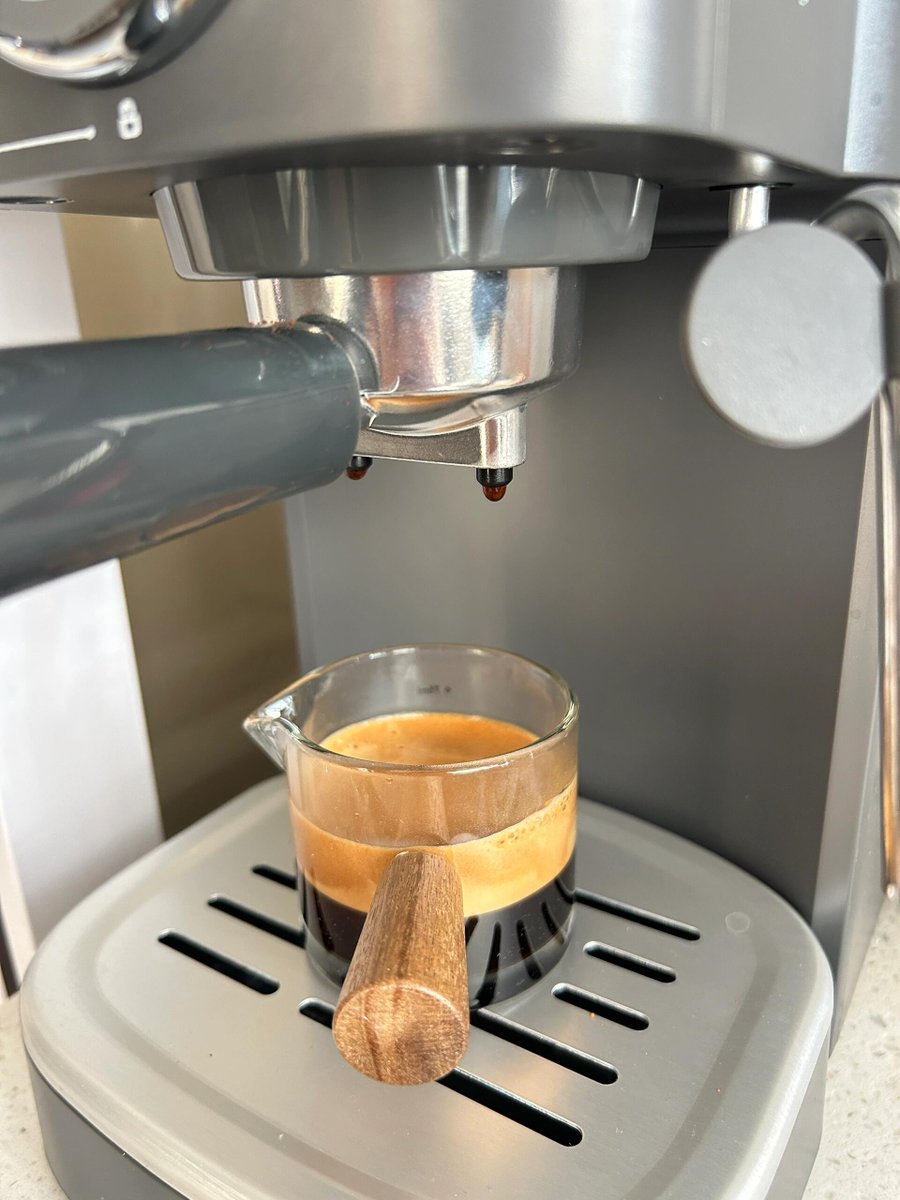 Find your passion in the aroma of coffee! Every sip is a source of energy for breakthroughs, allowing you to maintain your enthusiasm and move forward in your busy life! #coffee