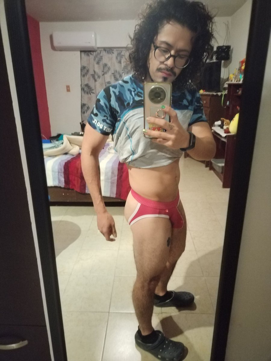 ZerchVlzOF's tweet photo. Un regalo de mi querido @ECerezas 🔥
Su prenda favorita 😏 
#Jockstrap #Suspensor https://t.co/4jEpAG2K0Z
