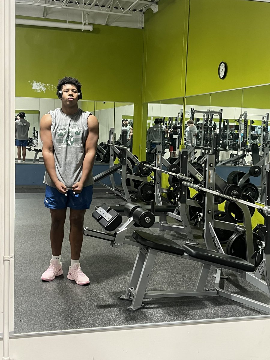 Currently listed rn at 6”6 255 

Class of 2025 DE/TE 3 star recruit

phone number is 2178993336 let’s stay in touch