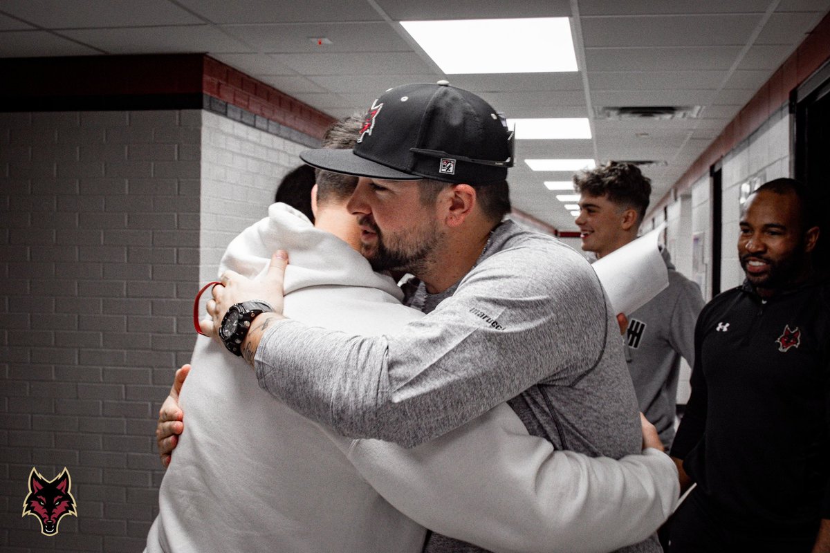 Hey Siri - play “The Boys Are Back In Town” by Thin Lizzy

#Faith #GoYotes #cometothecoast
