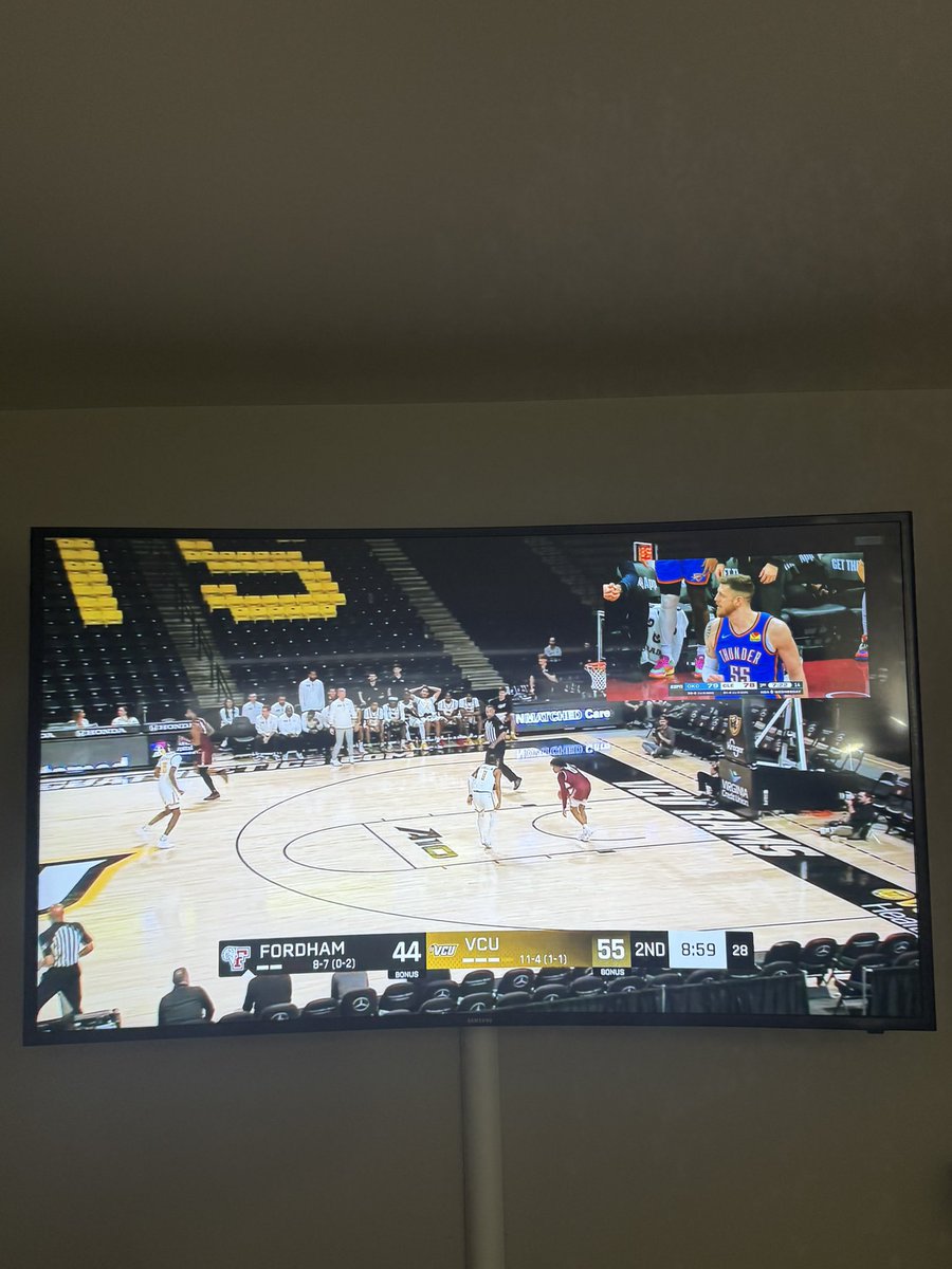 JohnnySF0023's tweet image. Nothing like watching a few of your bets at the same time. @espn improvements to #Multicast over the years has been great #HugeFan #SuperFan