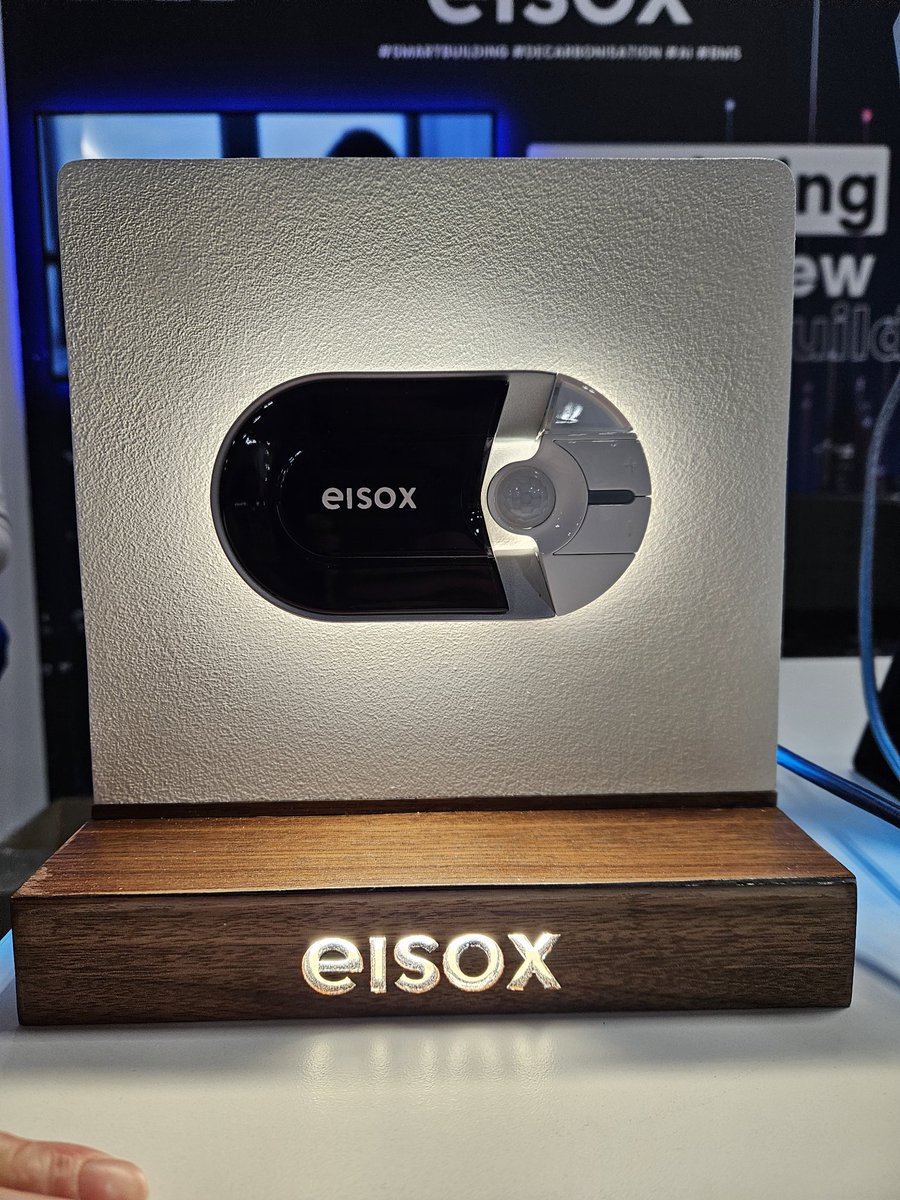 Eisox (@eisoxcompany) on Twitter photo #CES2025 | L'esthétique de notre multicapteur a été designé par <a href="/6DegresDesign/">6°designers</a> à #Nantes. Et il rencontre un véritable succès ! Merci Serge et son équipe pour cette belle réalisation. 🙏✨️ #CES2025 | L'esthétique de notre multicapteur a été designé par <a href="/6DegresDesign/">6°designers</a> à #Nantes. Et il rencontre un véritable succès ! Merci Serge et son équipe pour cette belle réalisation. 🙏✨️