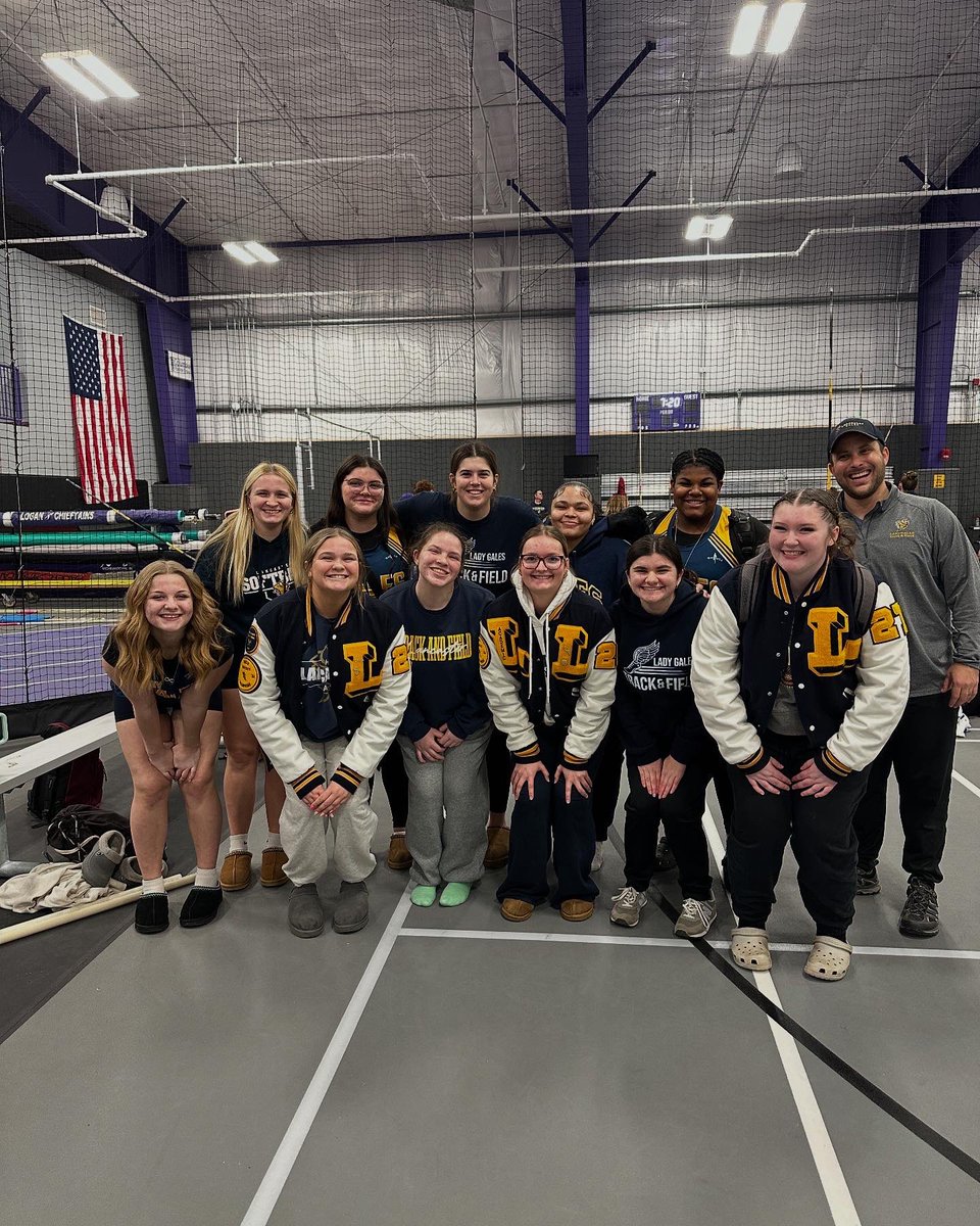 LThrows's tweet image. After a long winter break these girls did amazing tonight to start our indoor season. Lots of positives and lots of good energy. We had 8 PR’s to cap off the night as well. Now back to work tomorrow to keep on improving. #RiseTogether