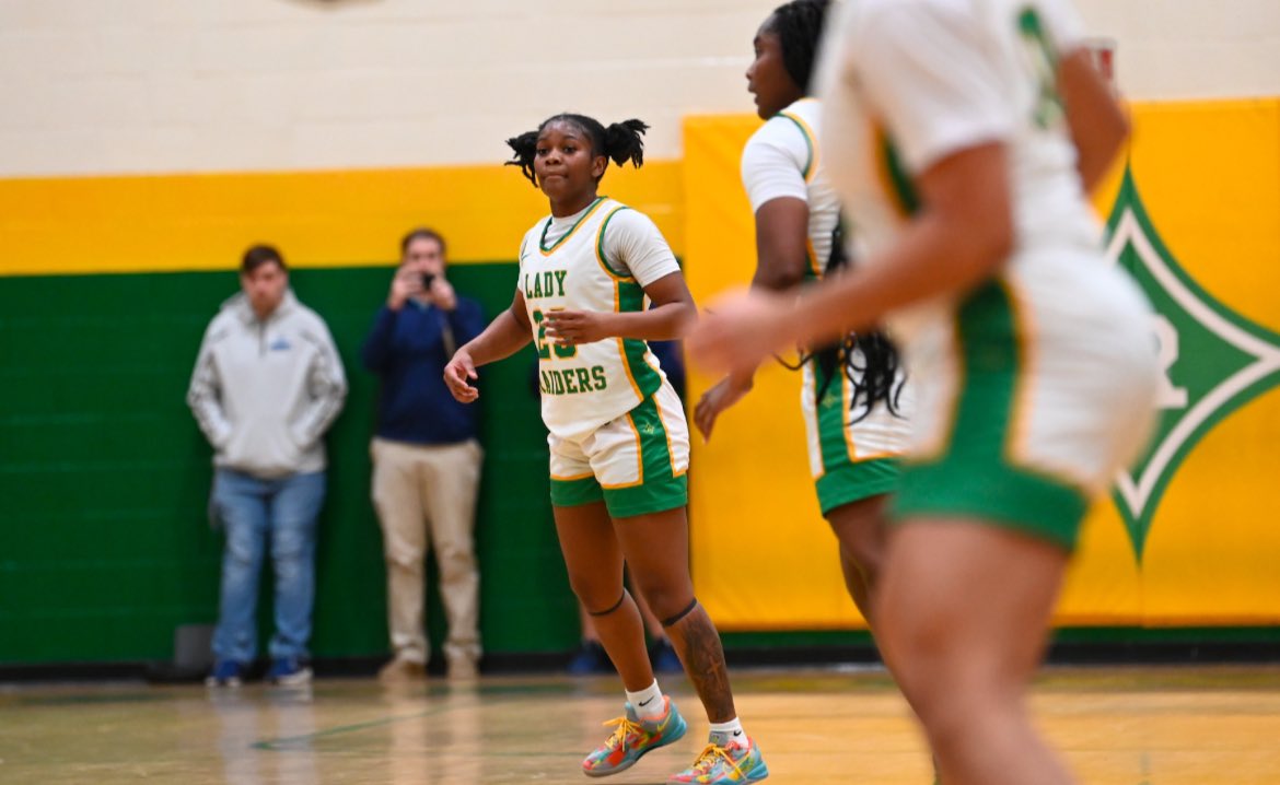 Stat line for a tough loss last night against Union Pines…keep working kid <a href="/JamyiaLindsey/">Juicyyy15</a> 

22 points 
9 rebounds 
3 assists 
4 steals 
0 Turnovers