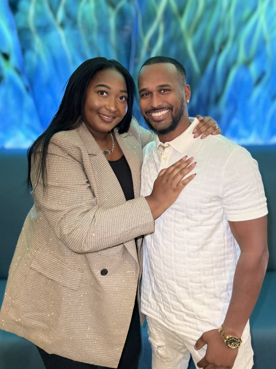 AndrewJAPrue's tweet photo. 𝑯𝒂𝒑𝒑𝒚 𝑻𝒆𝒔𝒕𝒊𝒎𝒐𝒏𝒚 𝑫𝒂𝒚! 🙌🏾

2 years ago today, Alexis & my life changed forever, but we saw how powerful our lord and savior Jesus Christ is ✝️

Because of him, I’m able to continue doing life with my best friend and raise our daughter together❤️

Thank you to you all for your support & prayers 🙏🏾

We’re forever grateful for the doctors & medical staff at @Jaxhealth, @BaptistHealthJx, @BrooksRehab, and @tidelandshealth 👨🏽‍⚕️👩🏻‍⚕️