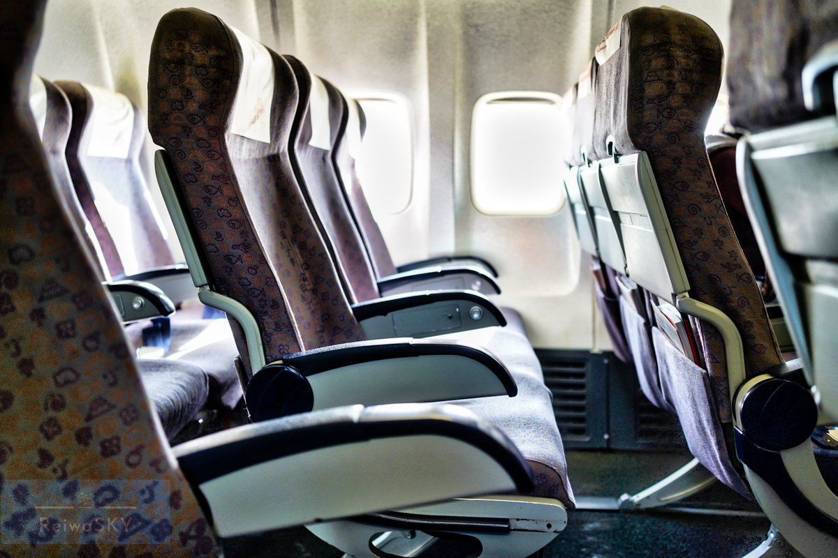 reiwasky's tweet image. #チェジュ航空 ✈️
2025年の初海外フライトです

便名：7C1326
機材：B737-800
旅程：関空－＞ソウル🇰🇷金浦空港

▪️１月平日で片道９０７０円（全部込み）
▫️やすいのに６席独占
▪️搭乗率５０％未満
▫️シートはLCCとして普通
▪️チェックインは出発80分前もガラガラ
▫️着陸地時にみな拍手👏

#flightlog