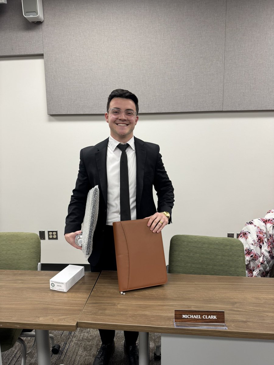 Michael Clark🇺🇸 tweet media