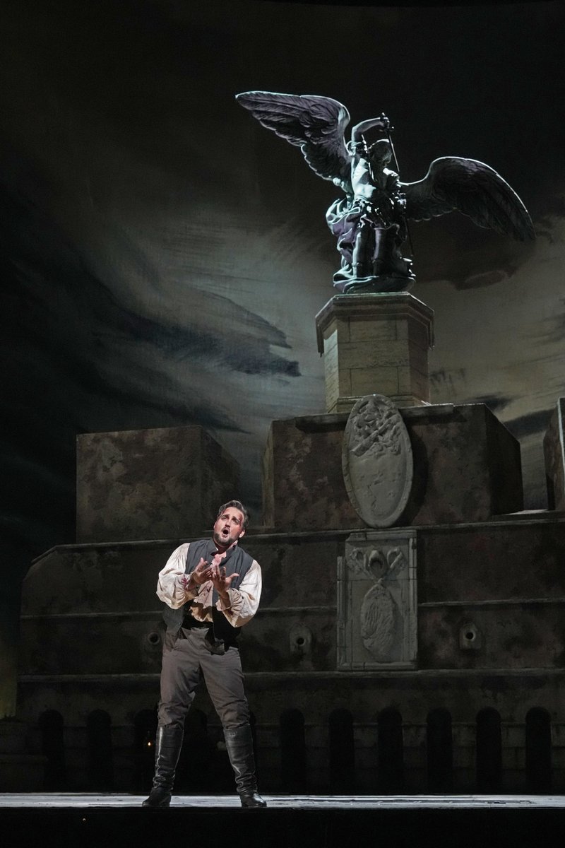 In Art (@inartagency) on Twitter photo "E lucevan le stelle ed olezzava la terra..."
Best of luck to <a href="/BrianJagde/">Brian Jagde</a>, who will reprise the role of #MarioCavaradossi in #Puccini’s #Tosca!
Performances begin tonight at the <a href="/MetOpera/">Metropolitan Opera</a>.
XianZhang, conductor
DavidMcVicar, director 👇
tkob.gov.al/?event=opera-t…
📸 Ken Howard "E lucevan le stelle ed olezzava la terra..."
Best of luck to <a href="/BrianJagde/">Brian Jagde</a>, who will reprise the role of #MarioCavaradossi in #Puccini’s #Tosca!
Performances begin tonight at the <a href="/MetOpera/">Metropolitan Opera</a>.
XianZhang, conductor
DavidMcVicar, director 👇
tkob.gov.al/?event=opera-t…
📸 Ken Howard