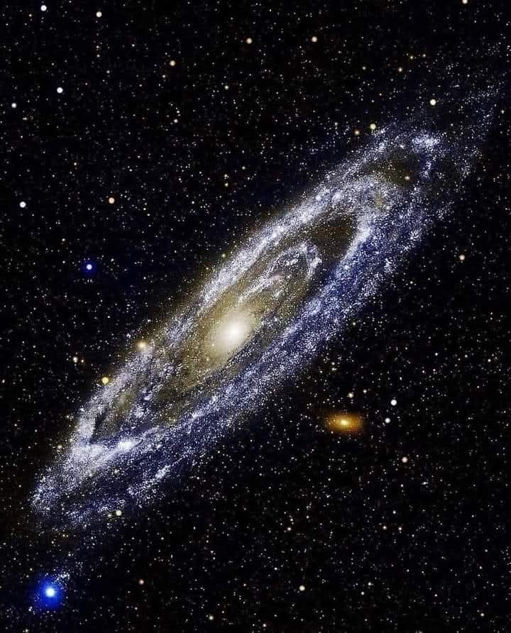 MAstronomers's tweet photo. Magnificent Real Images of Deep Space! The Andromeda Galaxy https://t.co/Ye3t1ud9Rn