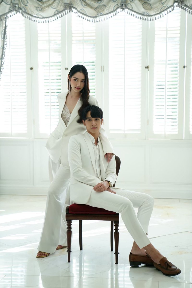 nongmintpm's tweet photo. มิ้นท์รัญมีราศรีสะใภ้ใหญ่แห่งจุฑาเทพจริงๆค่ะ แบบคนนี้แหละคือ “ดุจอัปสร” ที่จะคุมหัวใจ “อศิร” เจ้าของวังจุฑาเทพคนต่อไปได้ มิ้นท์ทำให้เชื่อได้จริงๆ สมแล้วที่แคสบทนี้กันนานมาก คือจะถึงงานเปิดตัวที่ไอคอนสยามอยู่แล้ว แต่มิ้นท์ยังไม่รู้เลยว่าตัวเองได้เล่น เค้าคัดแล้วคัดอีก คัดจนได้เพชรเม็ดงามที่อยู่ในช่องสามมานาน แต่ยังไม่มีโอกาสได้รับการเจียระไน ซึ่งในที่สุดเพชรเม็ดนี้ก็ถูกค้นพบโดยพี่จ๋ายศสินีค่ะ🥺

#mintranch #มิ้นท์รัญชน์รวี
