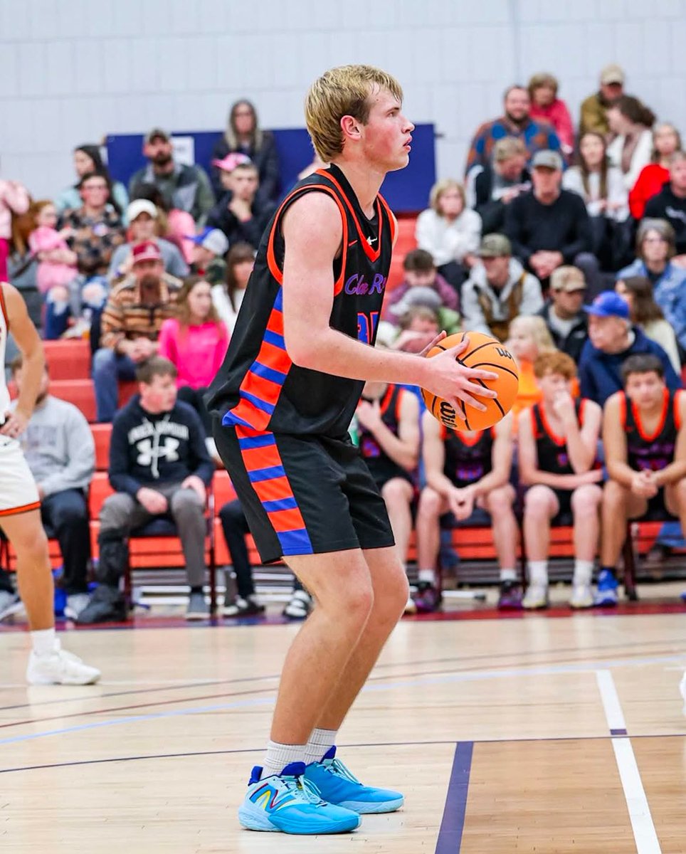 GradyMajors's tweet photo. 2027 PF Rylen Brown @Rylenb35 &amp; The Cedar Ridge Timberwolves continue to dominate with Brown posting a double double of 27 points 13 rebounds &amp; 5 blocks in a 75-43 W vs. 4A Gosnell 🫣
Remember The Name! 🗣️ https://t.co/xWictH2TCN