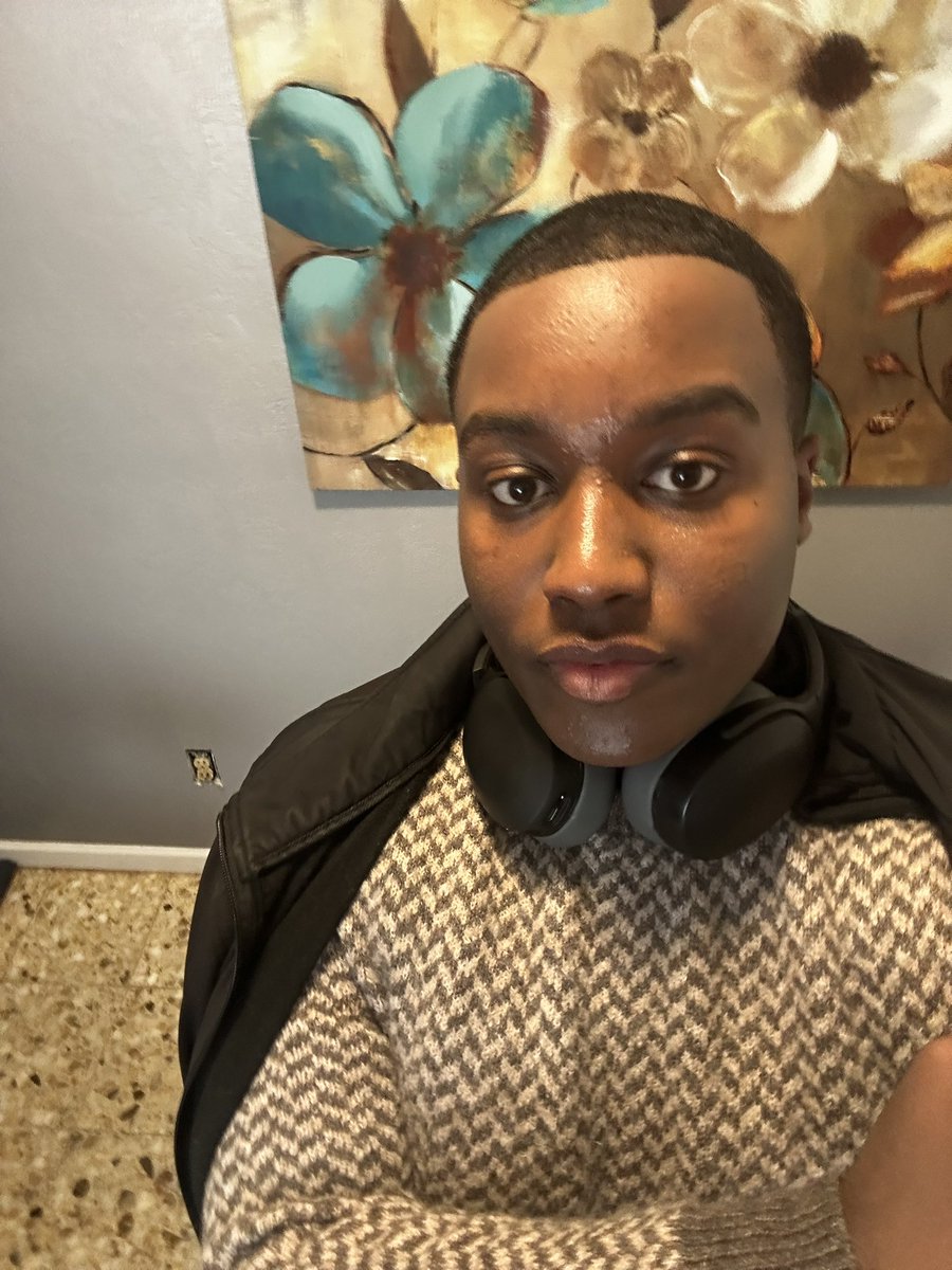 phiIiana's tweet image. ✩ ✩ ✩ ✩ ✩